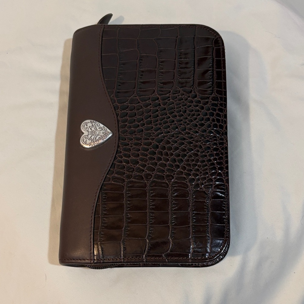 Brighton Dark Brown Croc Embossed Agenda/wallet with Silver Heart Accent